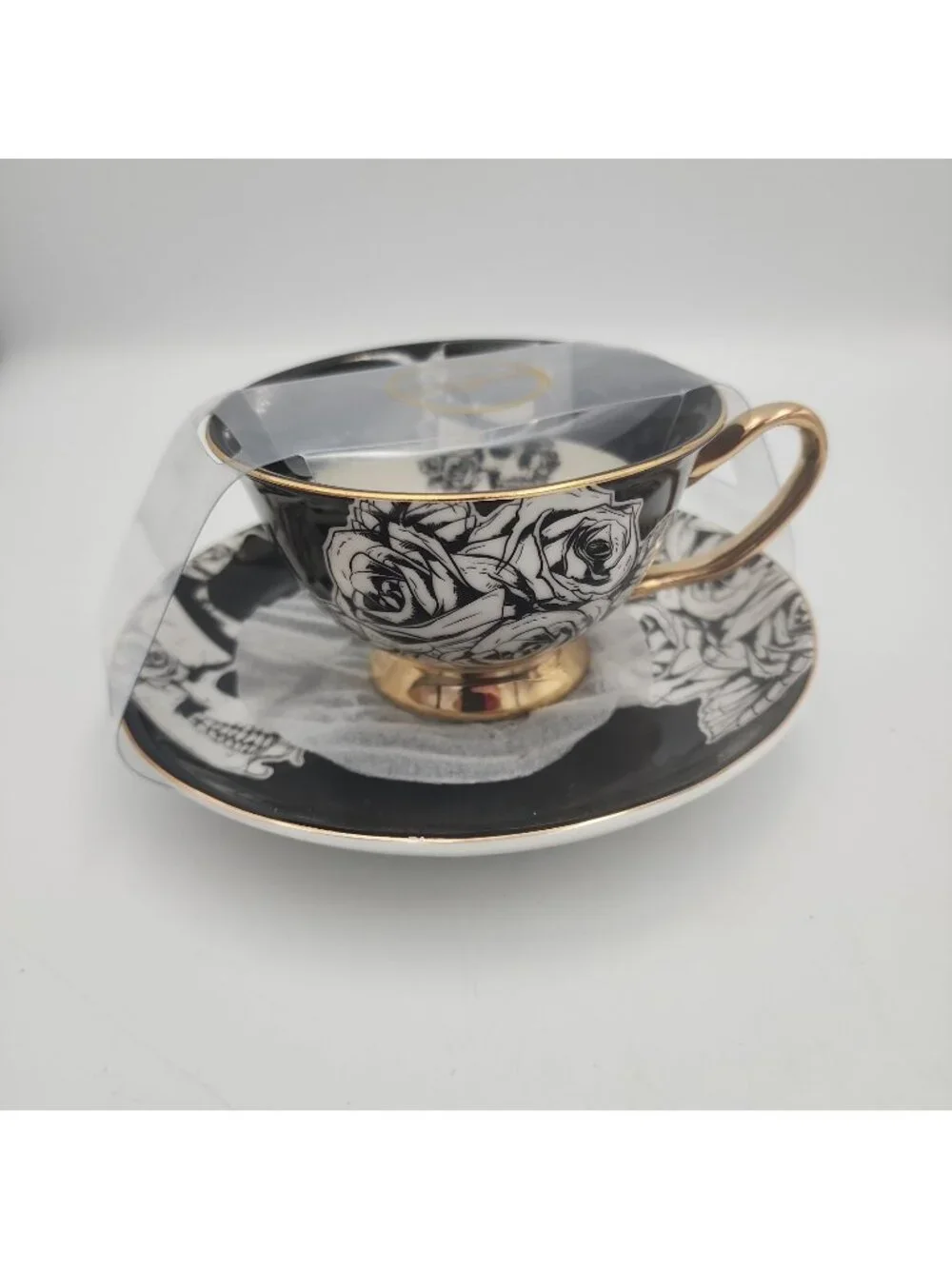 Grace Teaware Black White Top Hat SKULL & ROSES Cup & Saucer w/Gold NEW Gothic